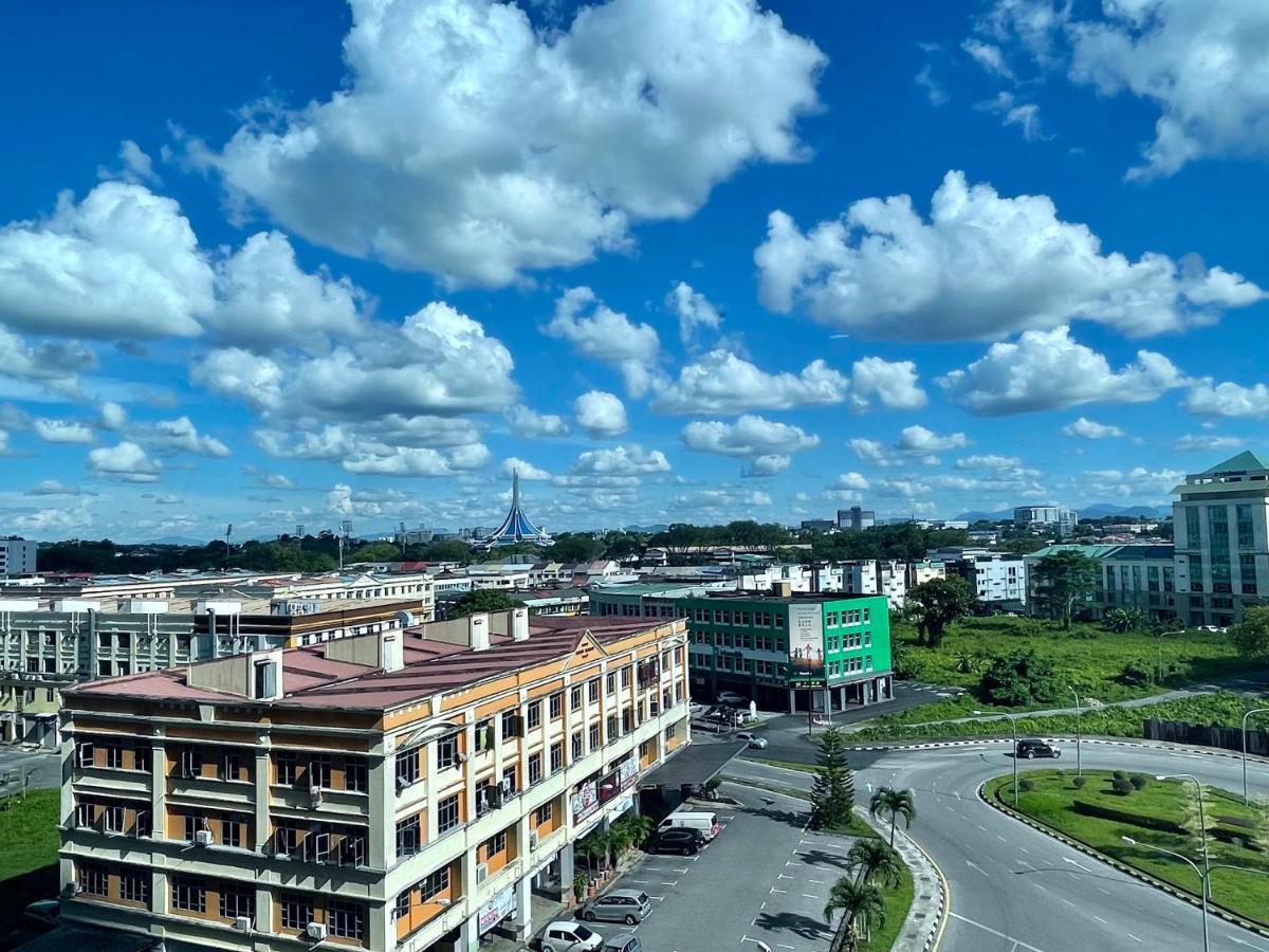 Kuching City Centre Smart Home Luxury Resort Condo Екстериор снимка