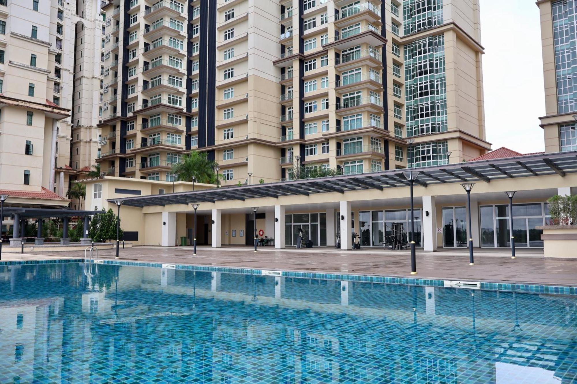Kuching City Centre Smart Home Luxury Resort Condo Екстериор снимка