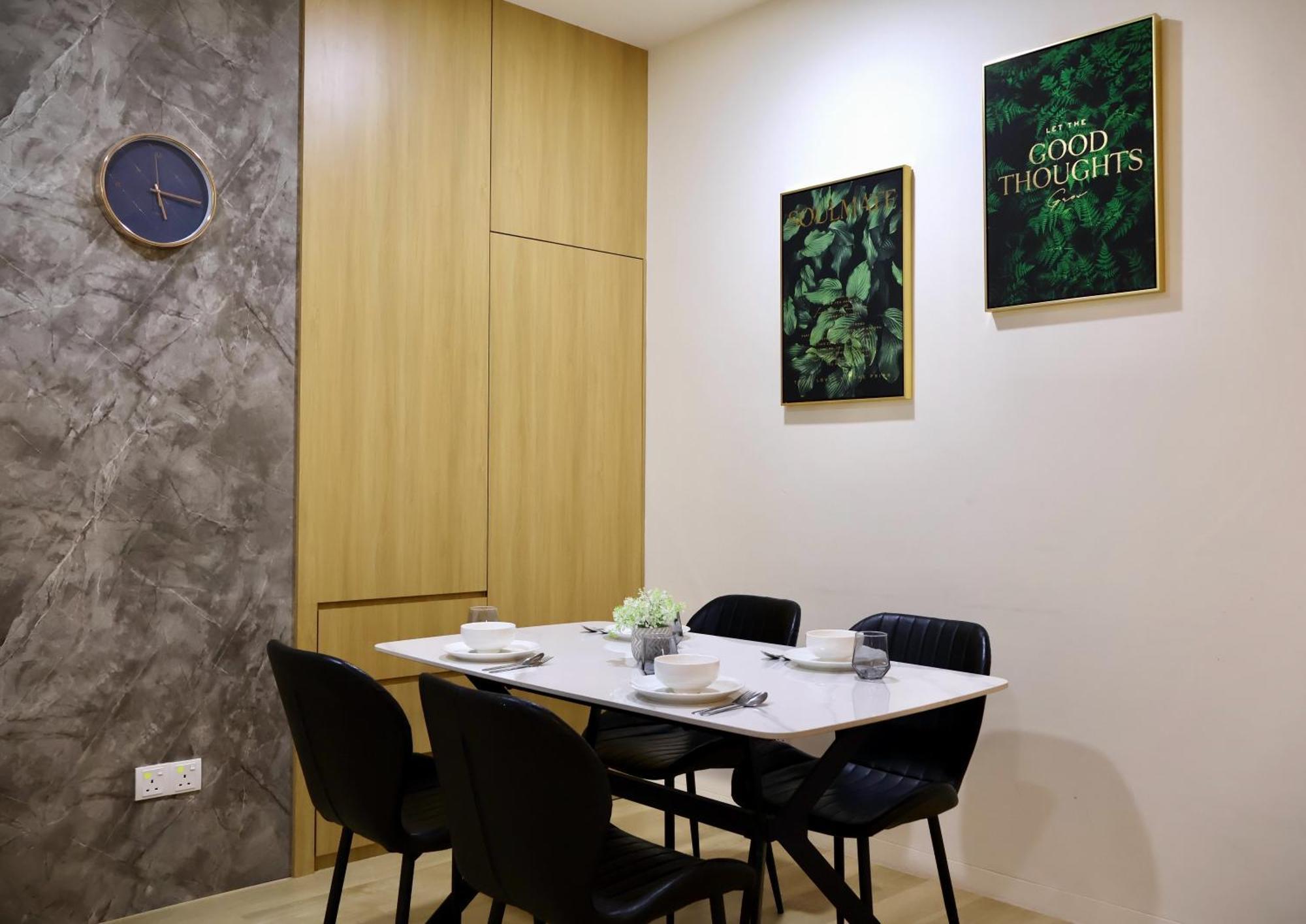 Kuching City Centre Smart Home Luxury Resort Condo Екстериор снимка